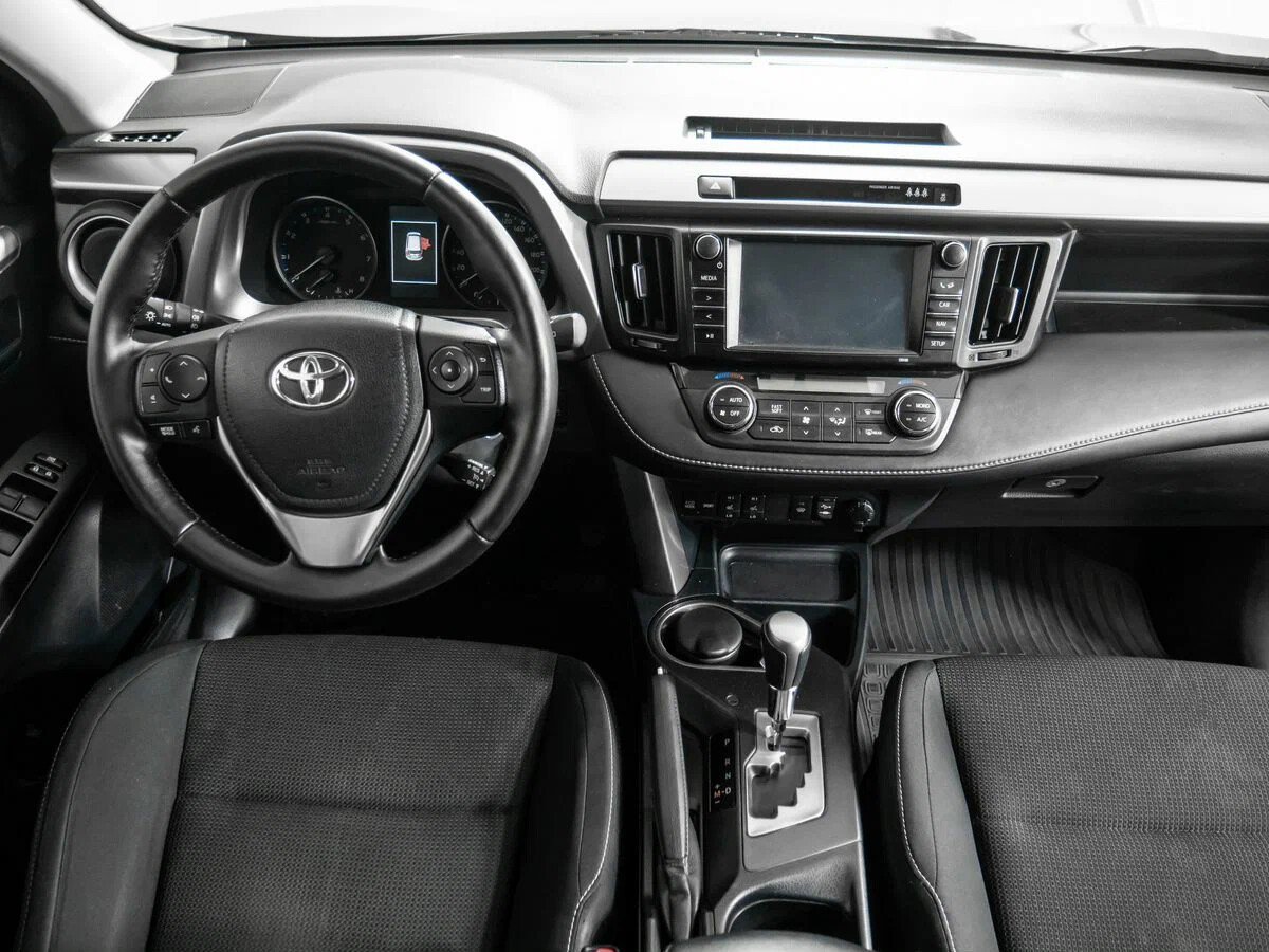 Toyota RAV4, IV (XA40) Рестайлинг
