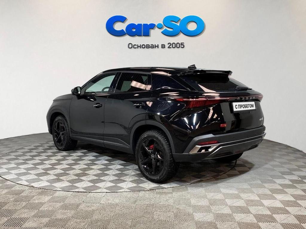 Omoda C5, I