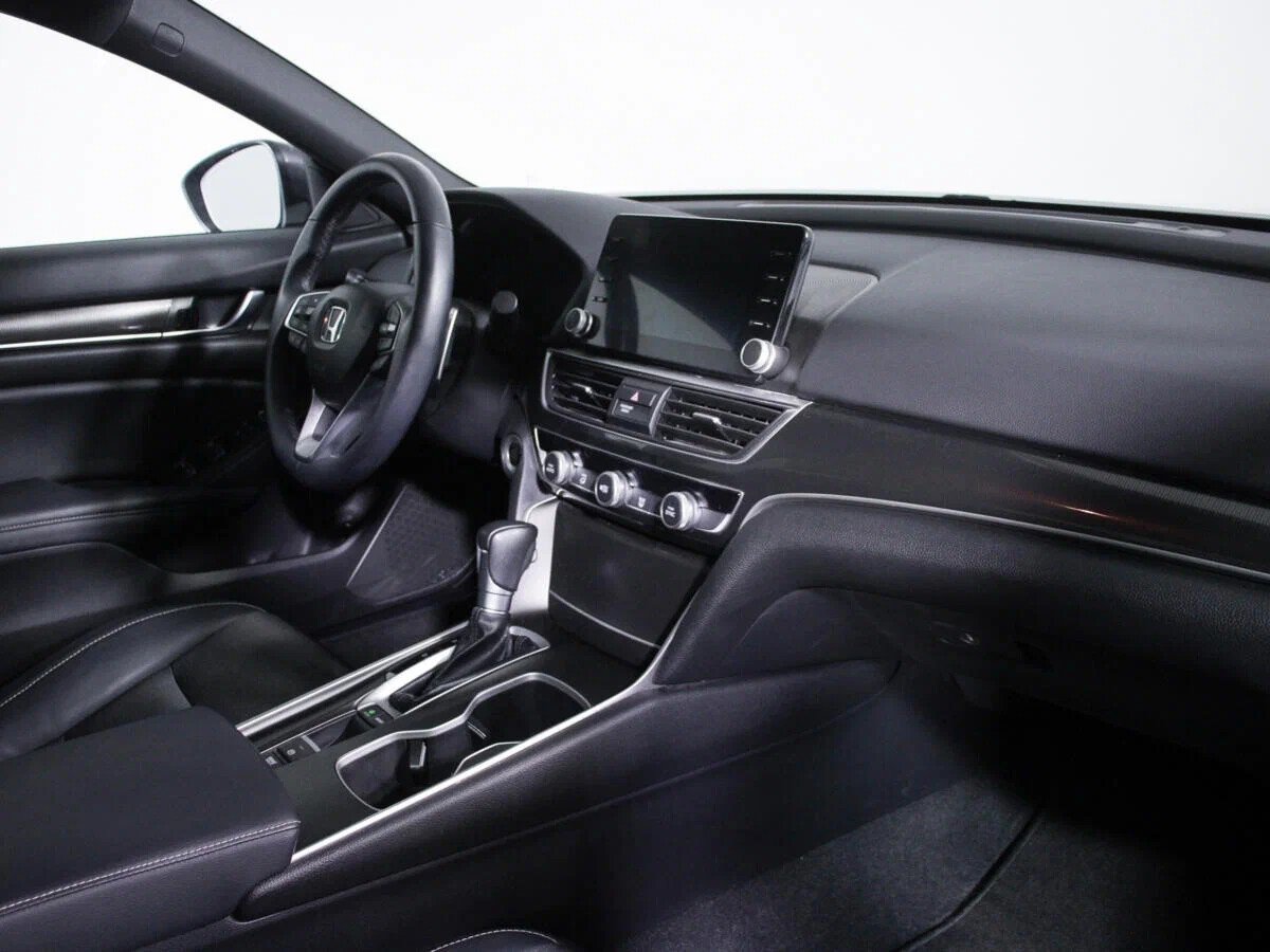 Honda Accord, X