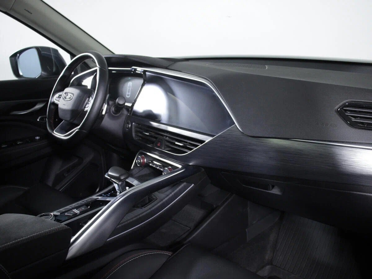 Geely Tugella, I