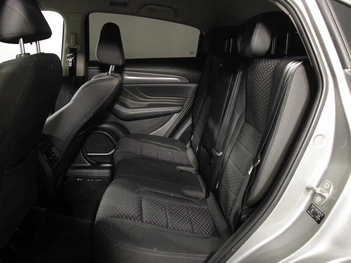 Haval F7x, I