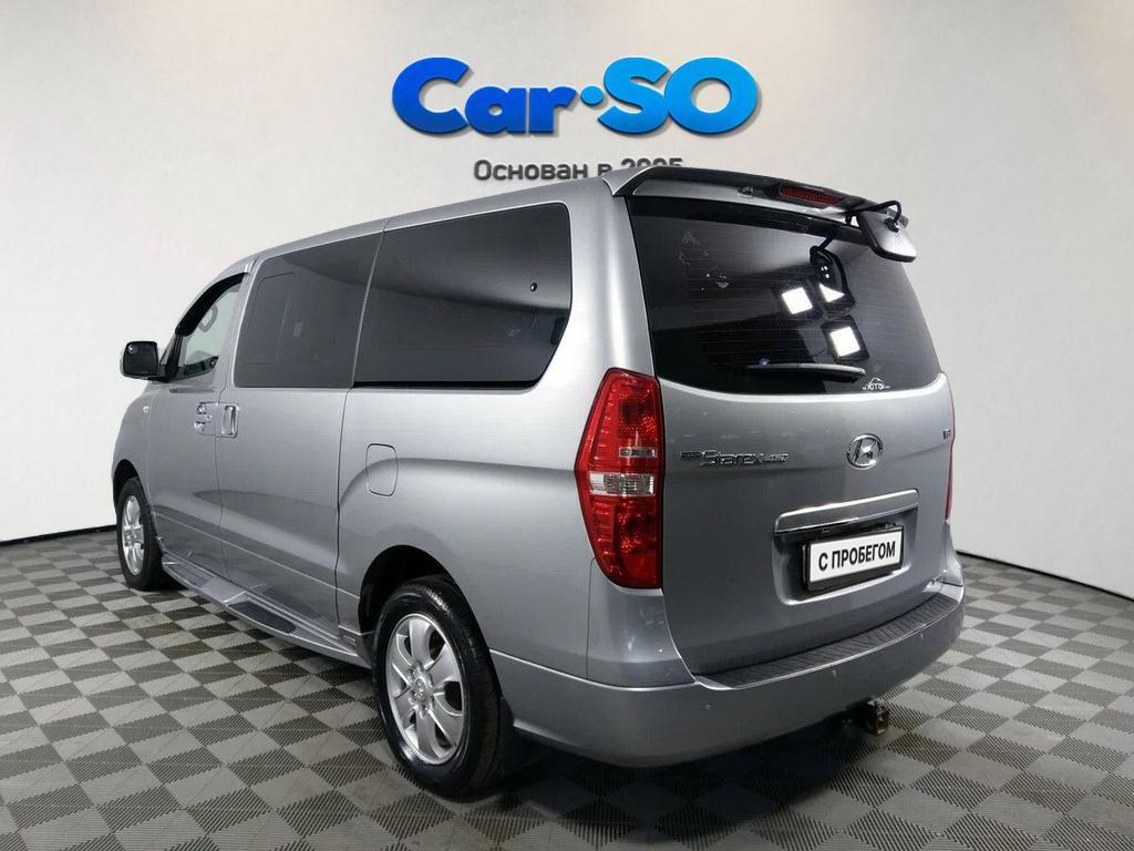 Hyundai Grand Starex, I