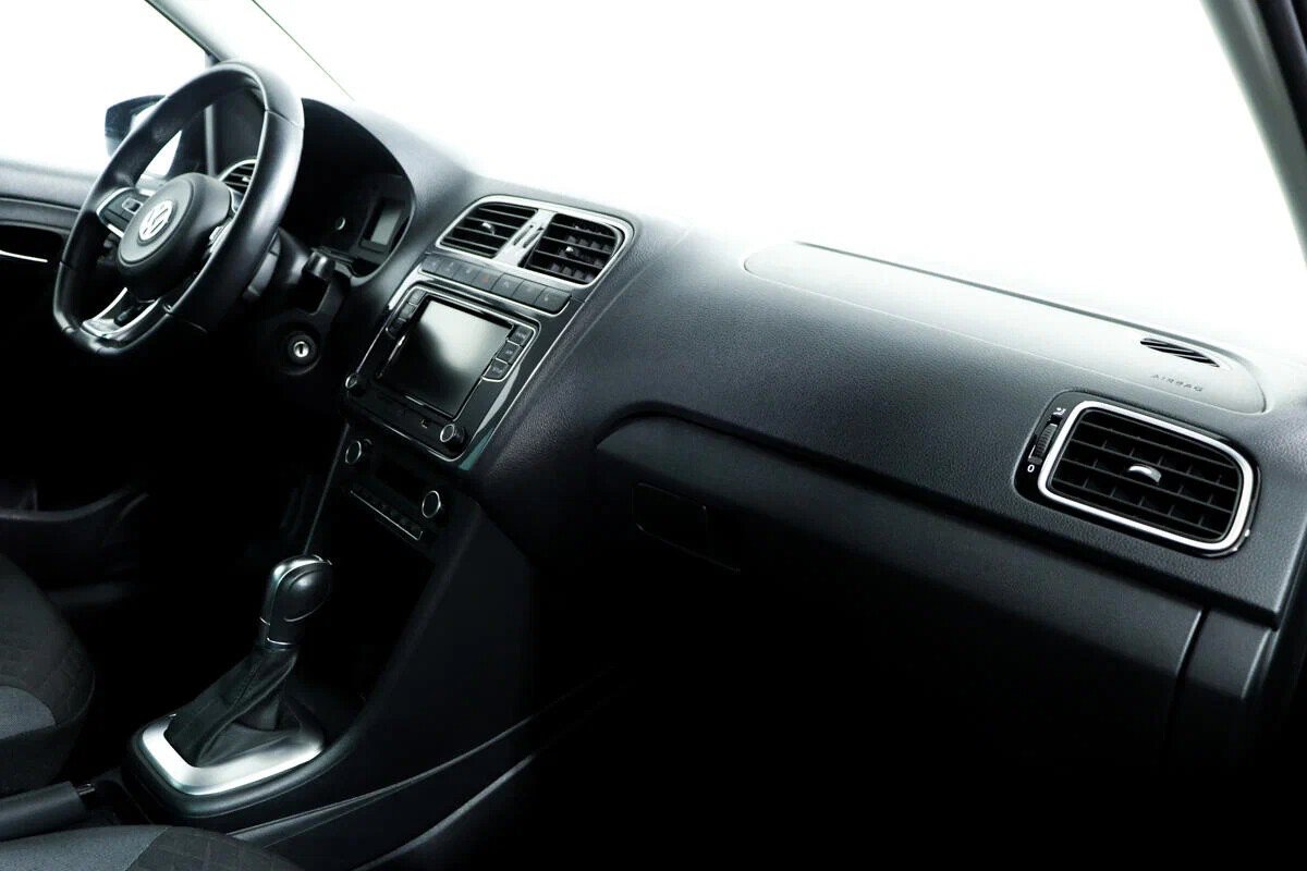 Volkswagen Polo, V Рестайлинг