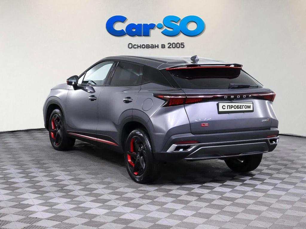Omoda C5, I