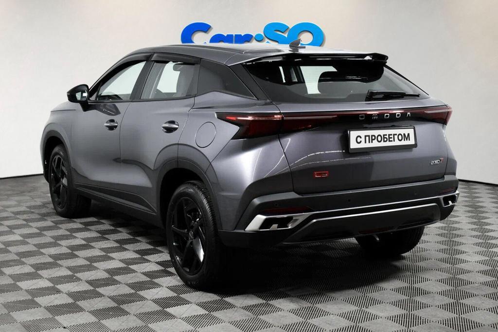 Omoda C5, I
