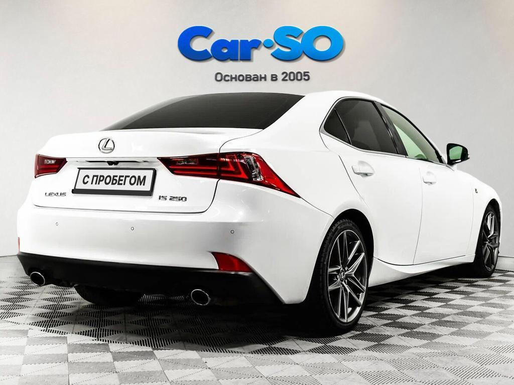 Lexus IS, III