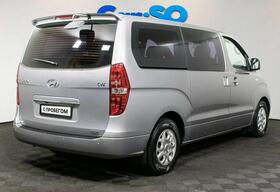 Hyundai Grand Starex, I