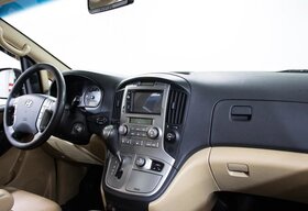 Hyundai Grand Starex, I