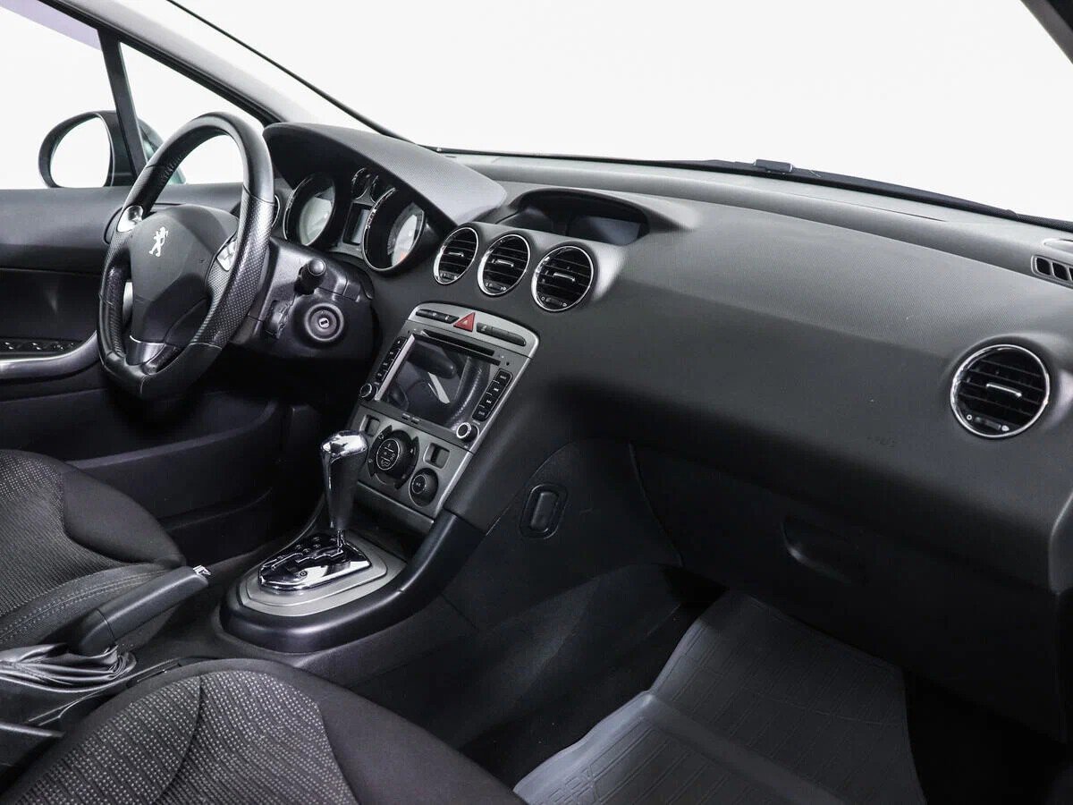 Peugeot 408, I