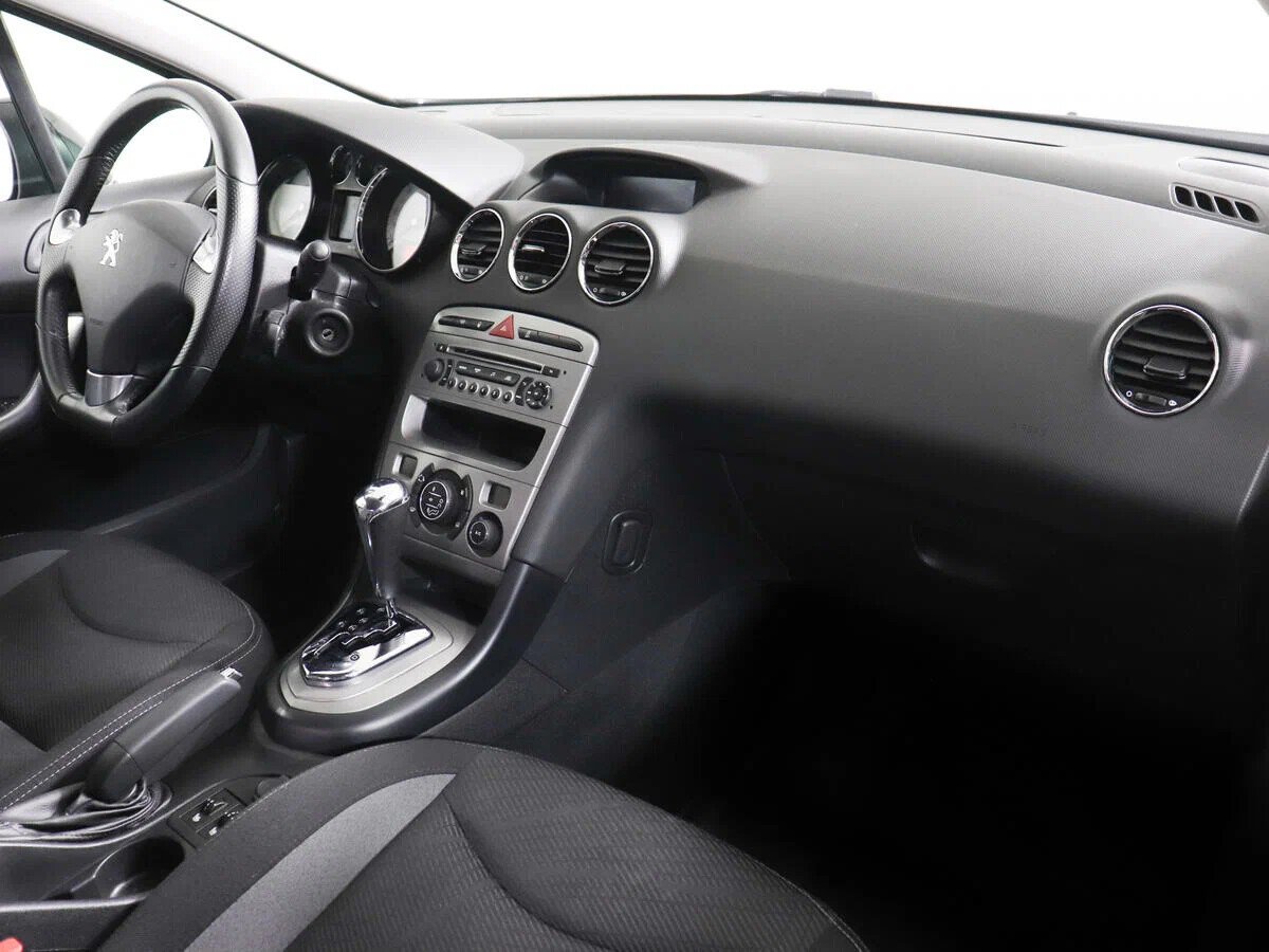 Peugeot 408, I