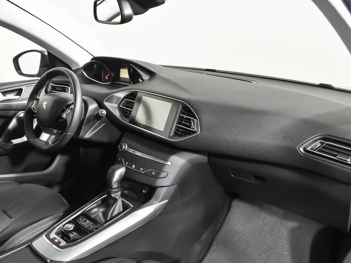 Peugeot 308, II