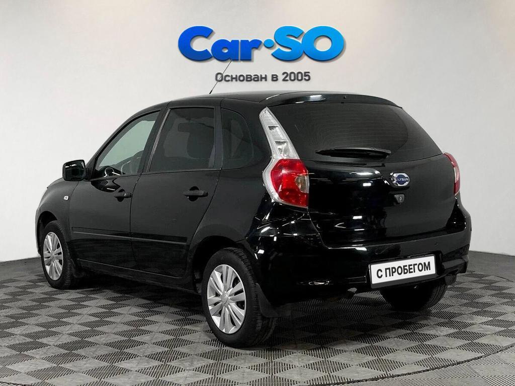 Datsun mi-DO
