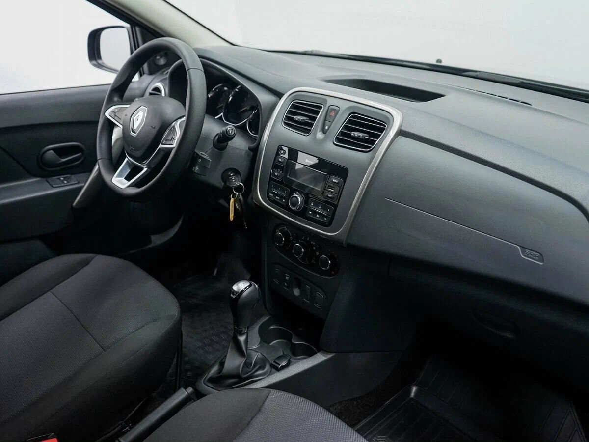 Renault Sandero, II Рестайлинг