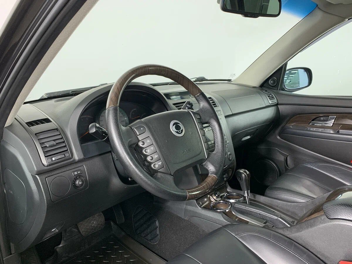 Ssangyong Rexton, II