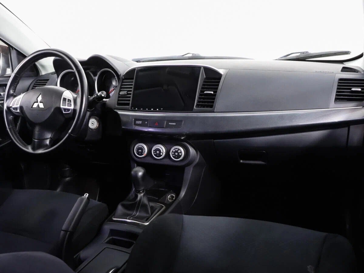 Mitsubishi Lancer, X