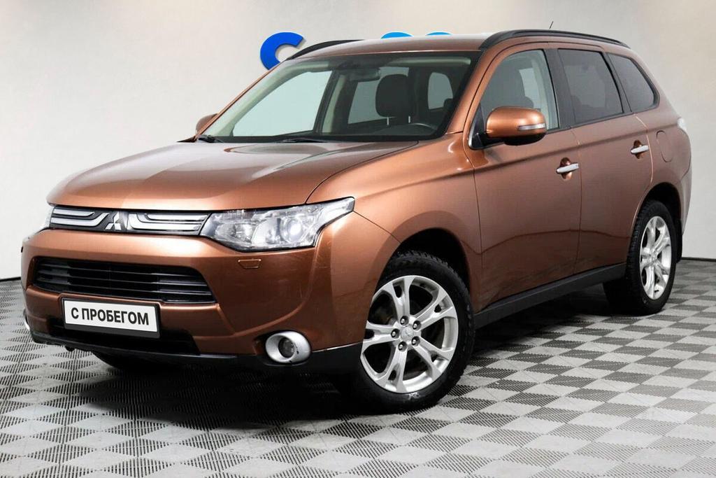 Mitsubishi Outlander, III