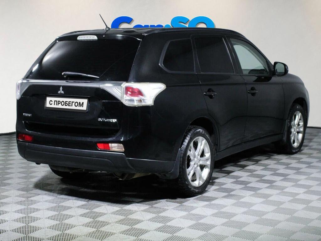 Mitsubishi Outlander, III