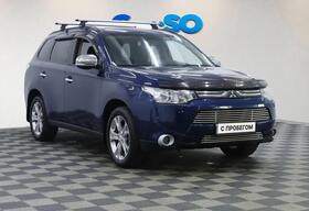 Mitsubishi Outlander, III