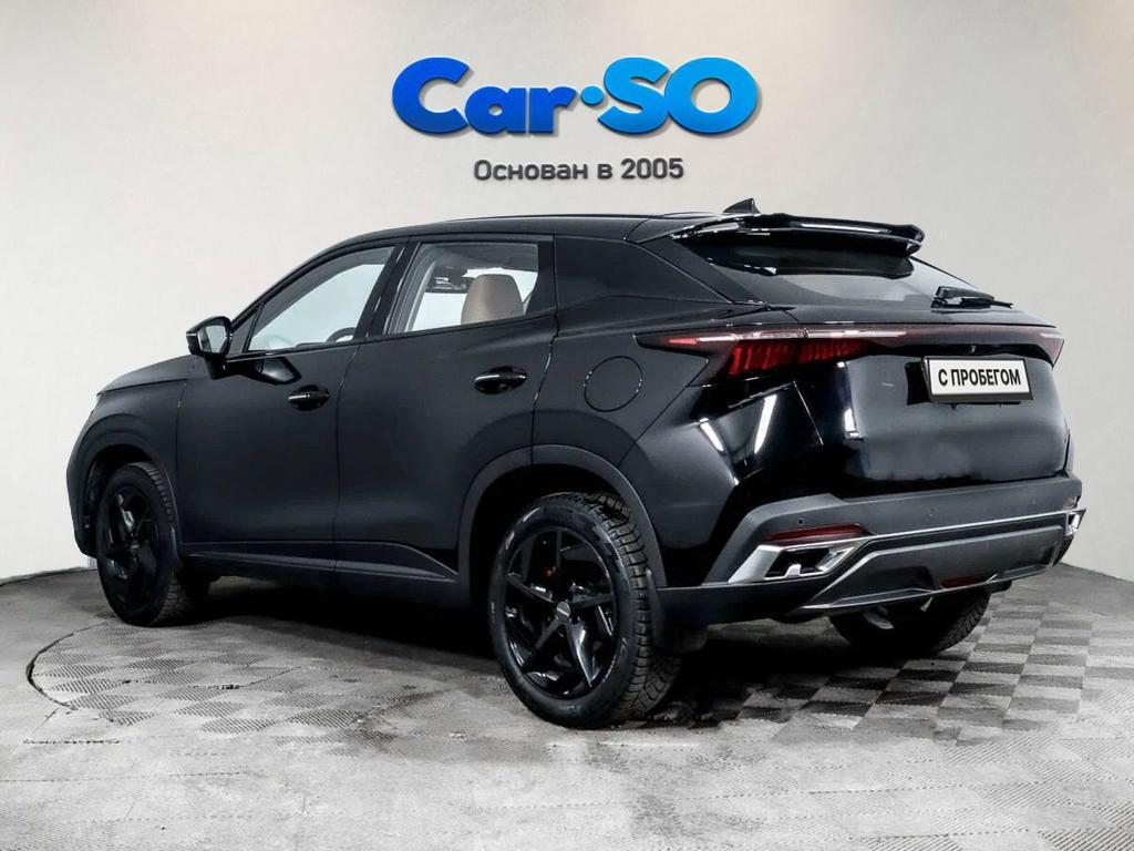 Omoda C5, I