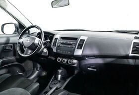 Mitsubishi Outlander, II Рестайлинг