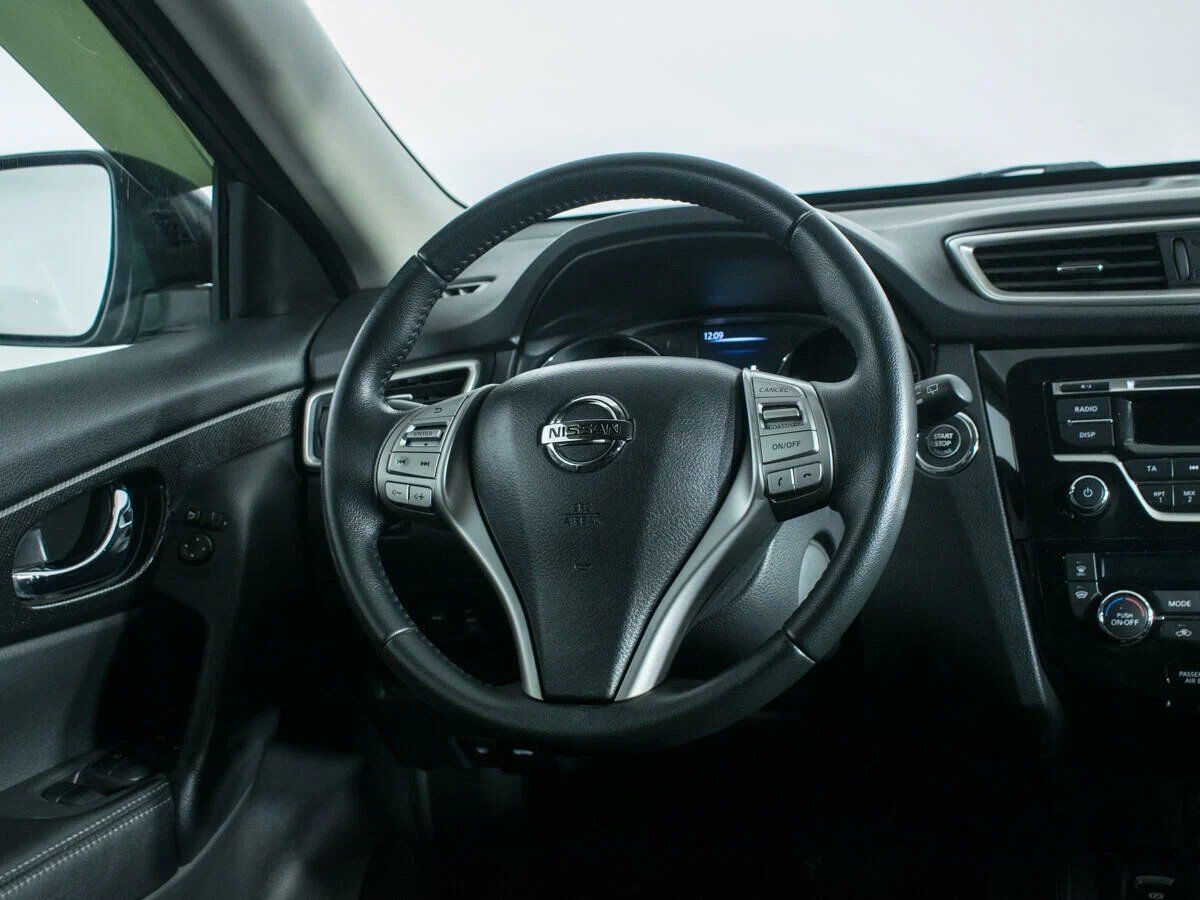 Nissan X-Trail, III