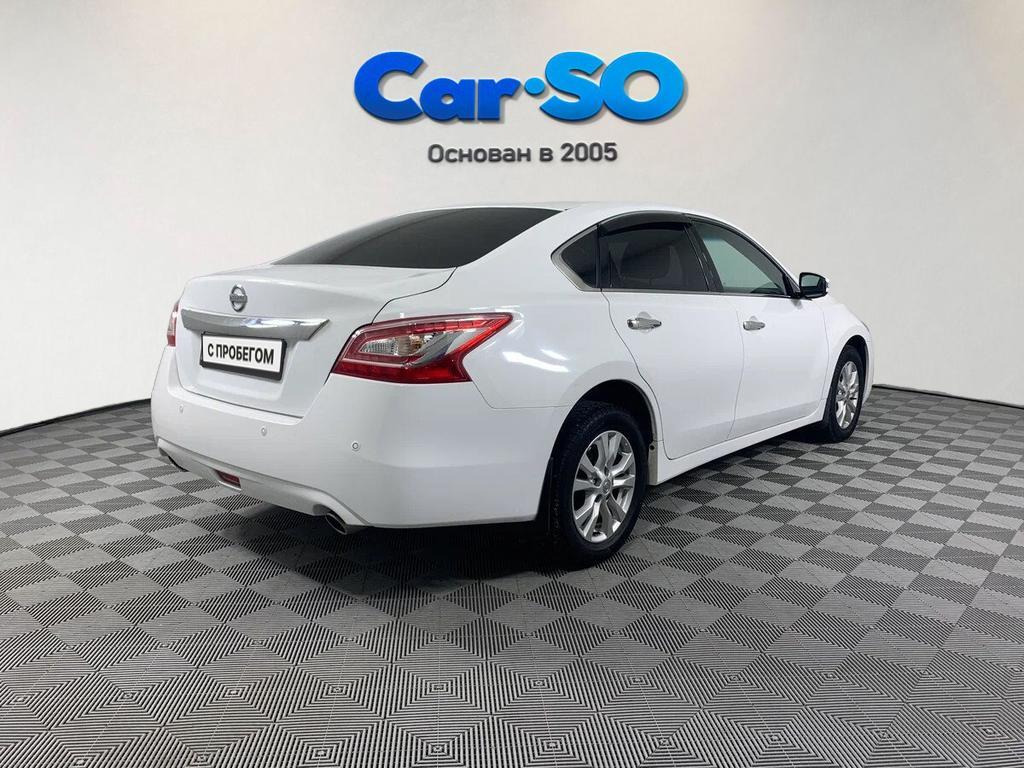 Nissan Teana, III