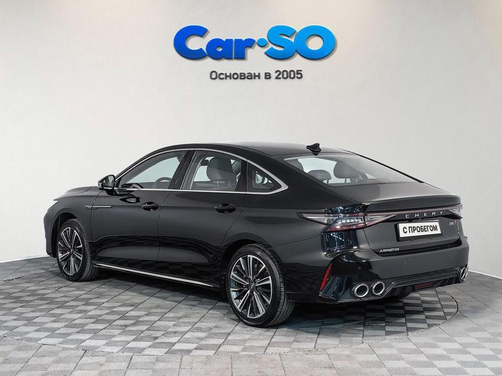 Chery Arrizo 8