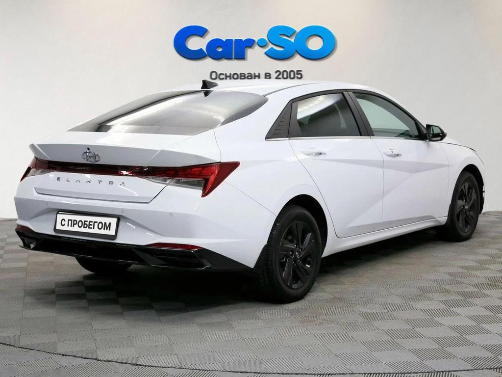 Hyundai Elantra, VII (CN7)