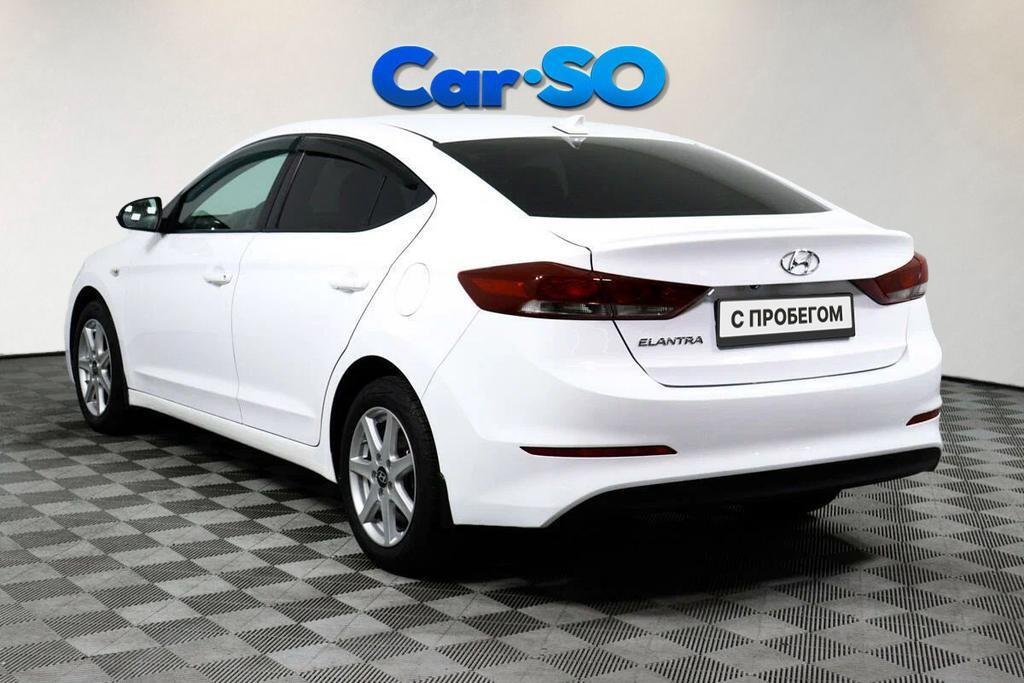 Hyundai Elantra, VI (AD)