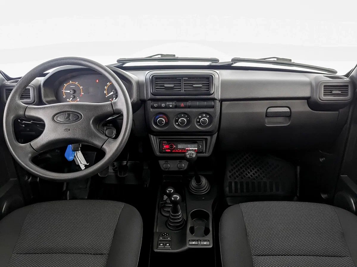 Lada Niva Legend