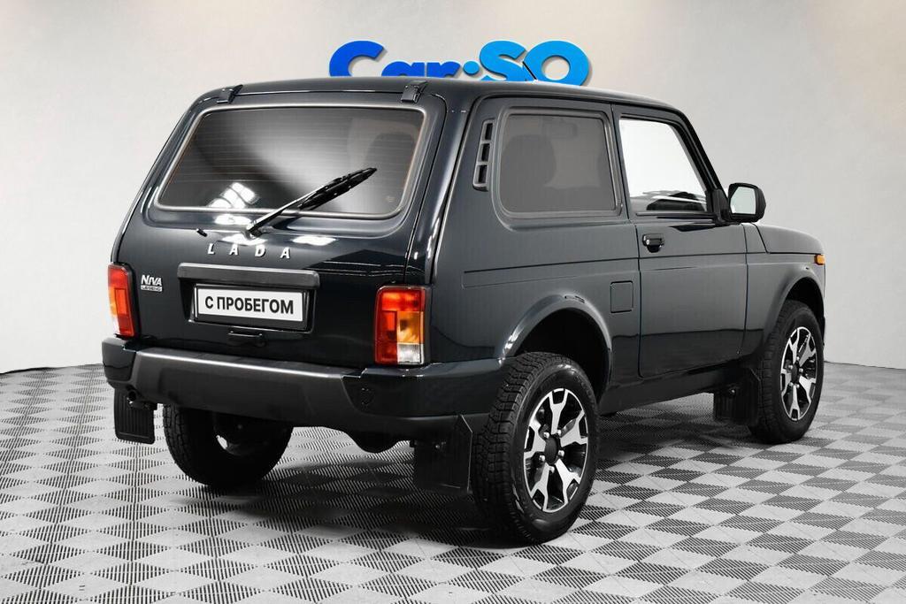 Lada Niva Legend