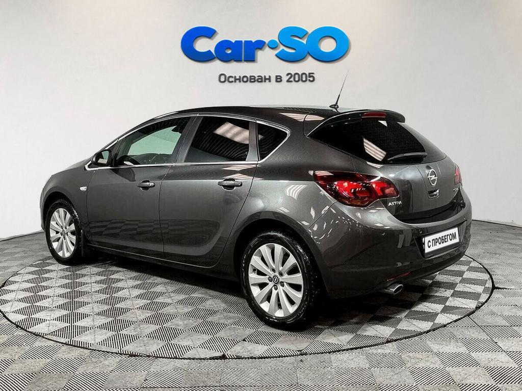 Opel Astra, J