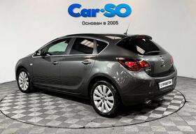 Opel Astra, J