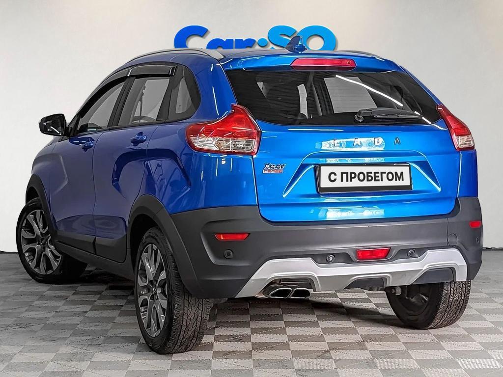 Lada XRAY, I