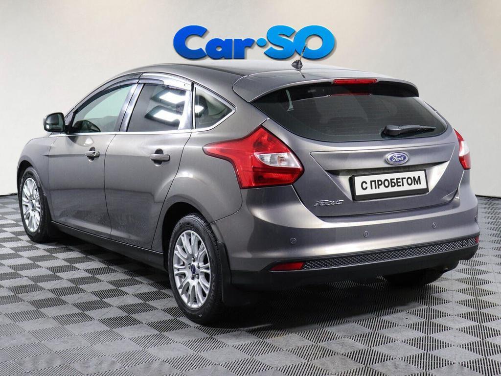 Ford Focus, III