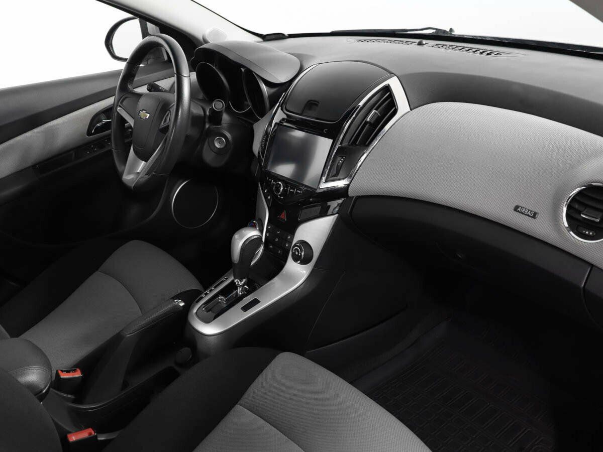 Chevrolet Cruze, I Рестайлинг