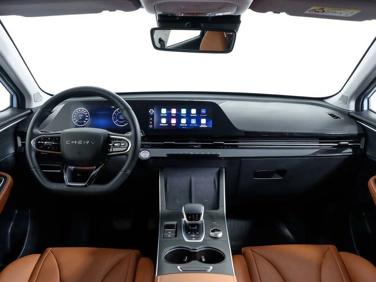 Omoda C5, I