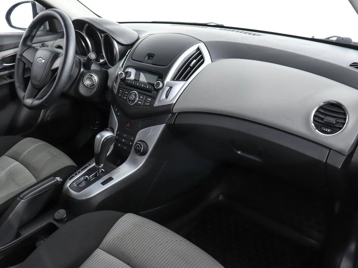 Chevrolet Cruze, I Рестайлинг