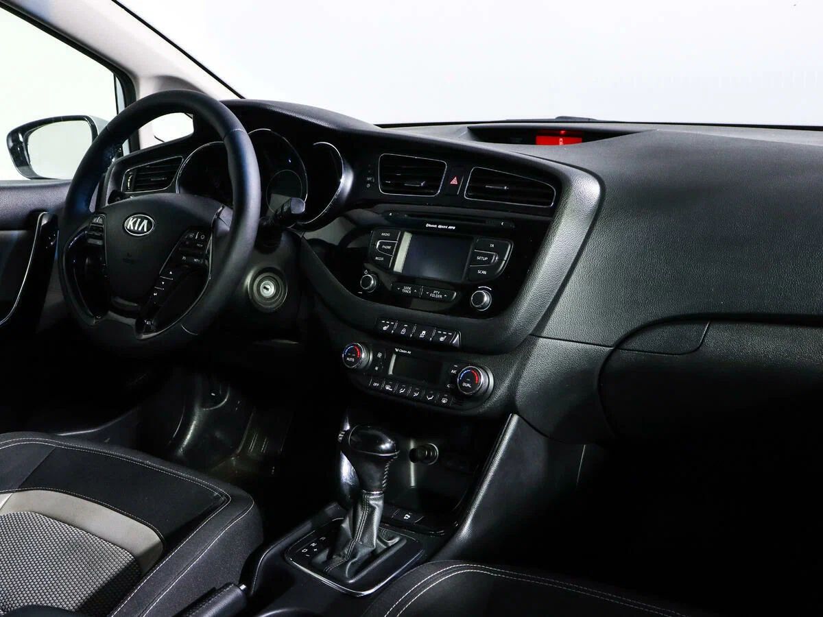 KIA Ceed, II