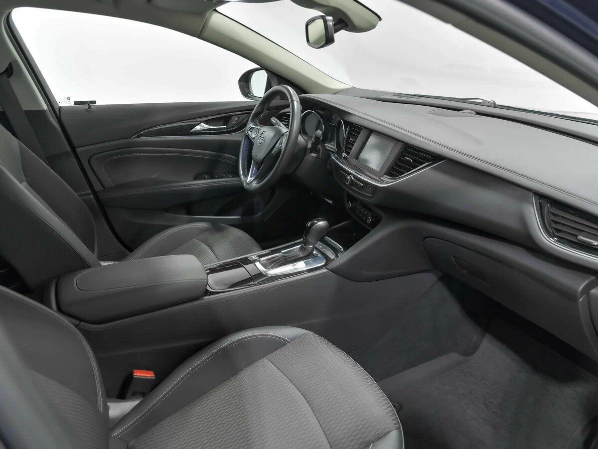 Opel Insignia, II