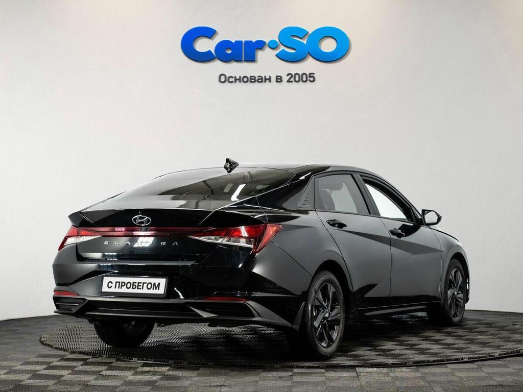 Hyundai Elantra, VII (CN7)