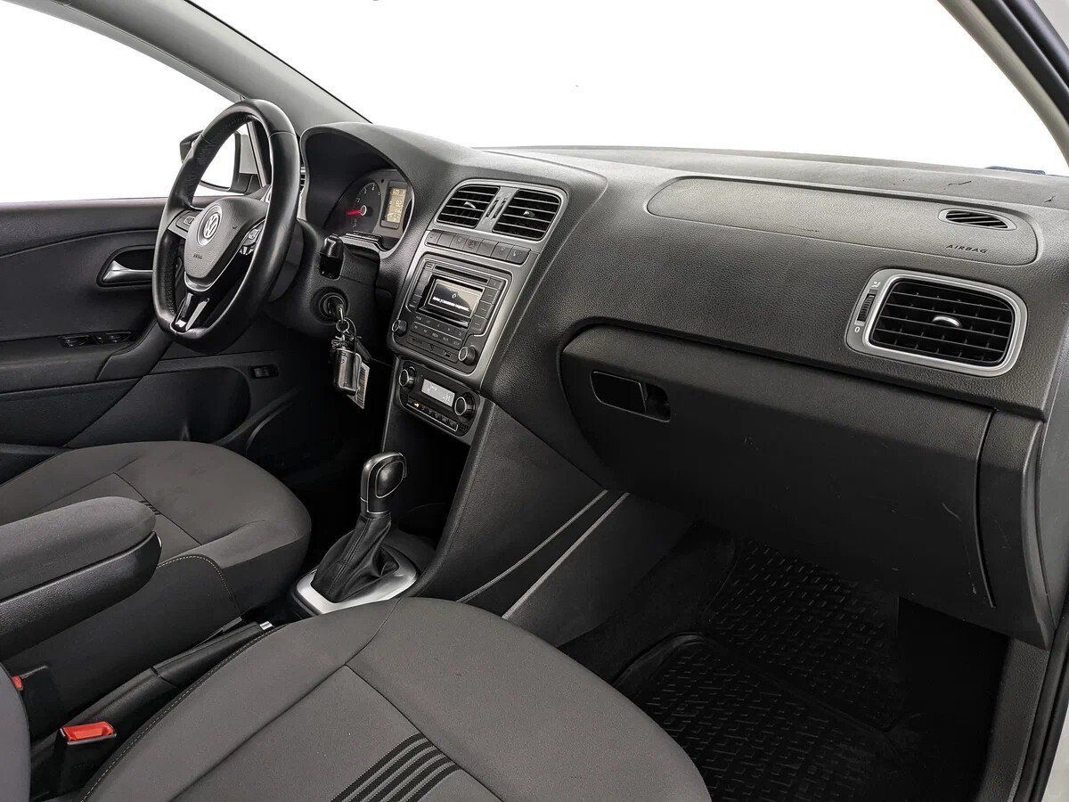 Volkswagen Polo, V Рестайлинг
