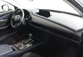 Mazda CX-30, I