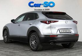 Mazda CX-30, I