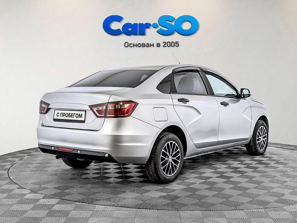 Lada Vesta, I