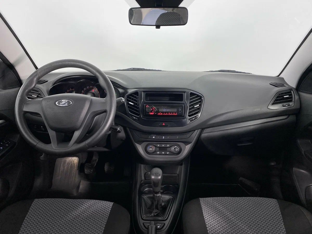 Lada Vesta, I