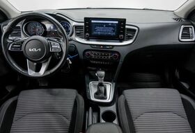 KIA XCeed, I