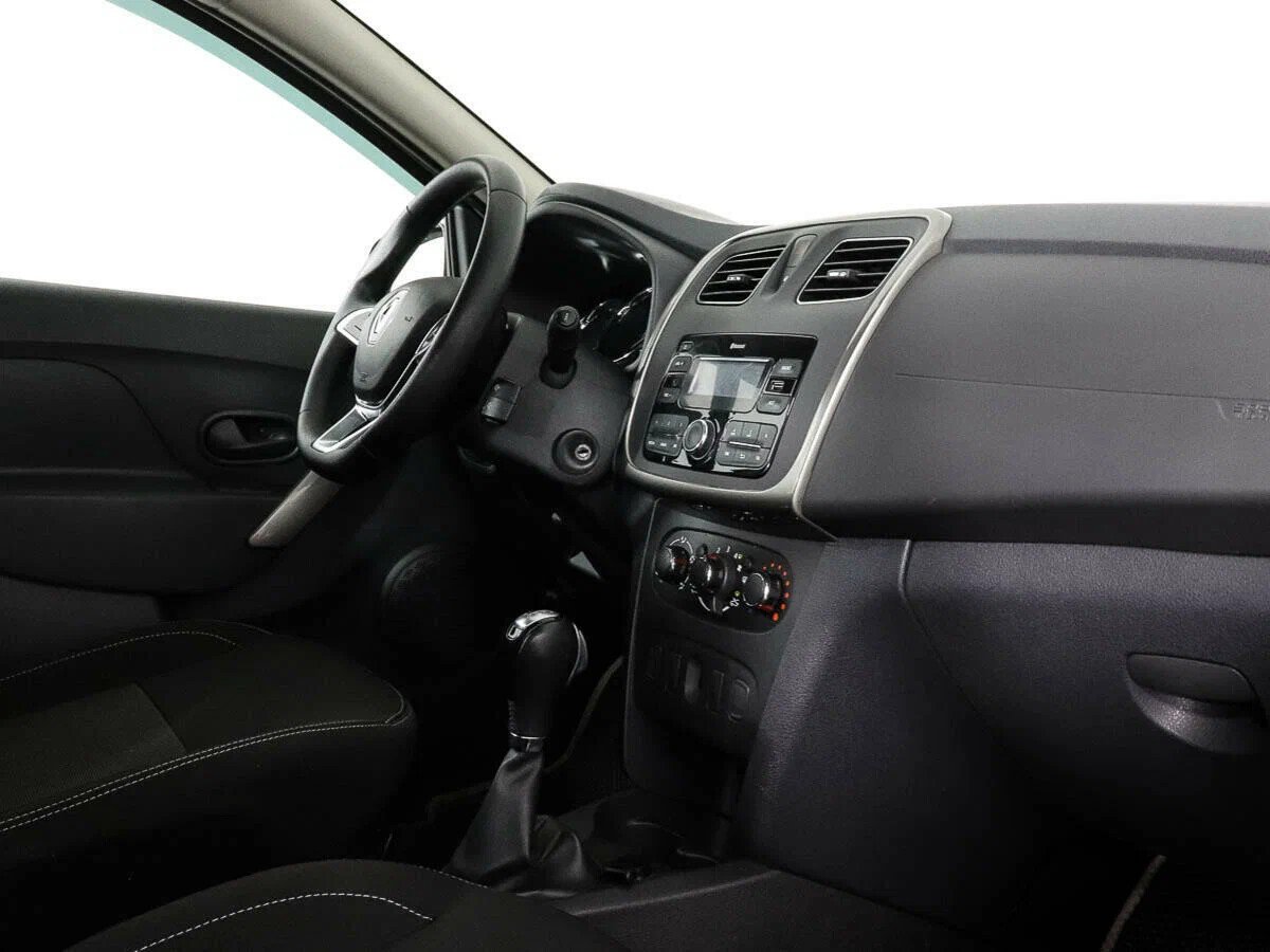 Renault Sandero, II Рестайлинг