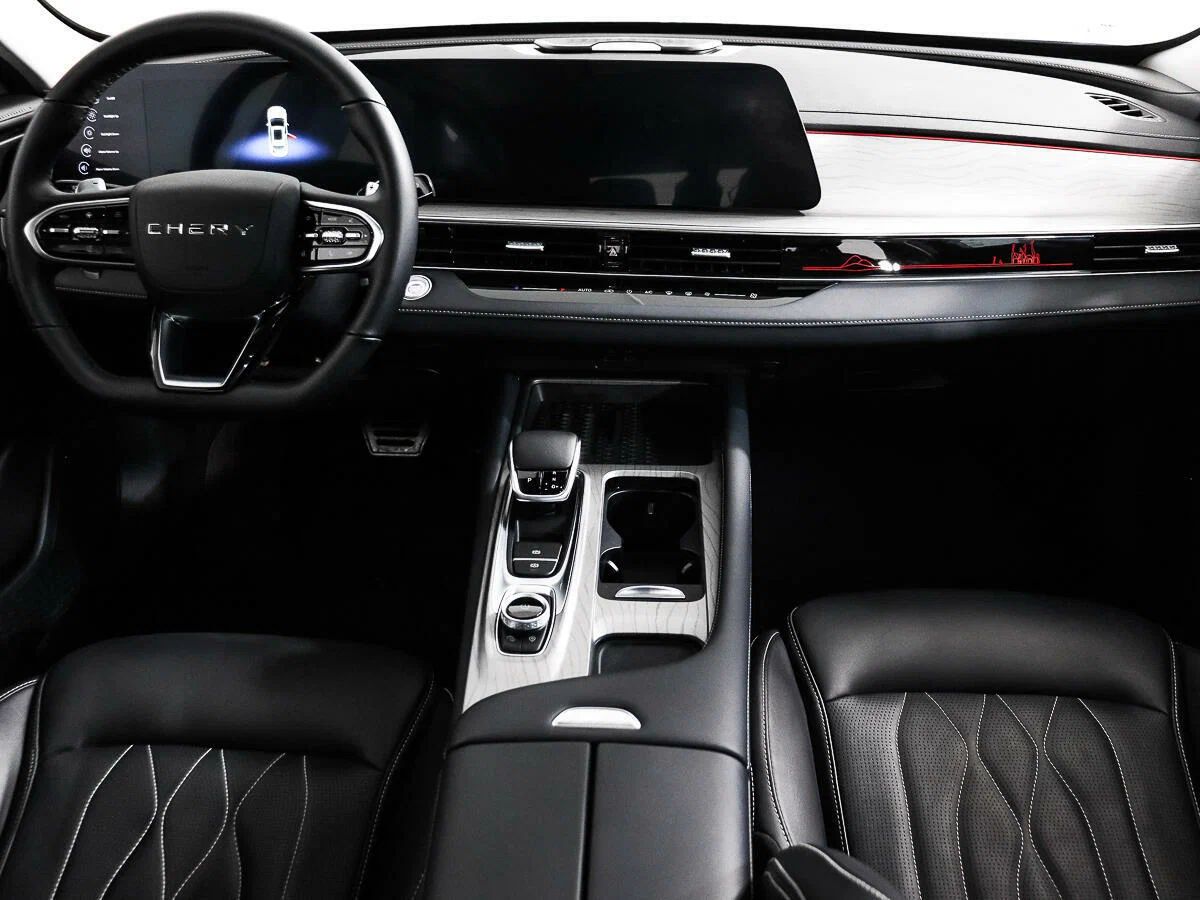 Chery Arrizo 8