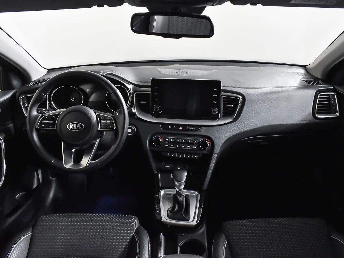 KIA XCeed, I